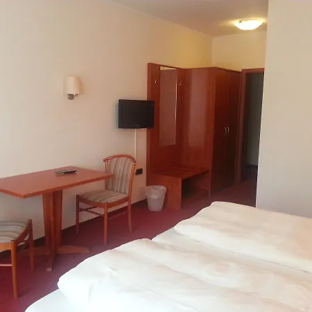 Schmucker Jaeger - Garni Hotel Hannoversch Münden